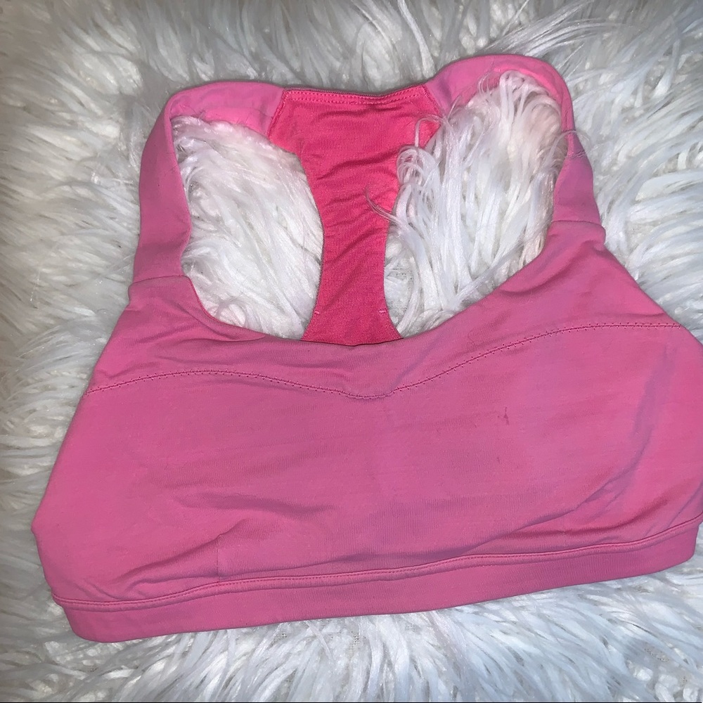 Pink lululemon sports bra